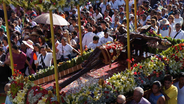 Festejan al Señor de los Corazones en Huajuapan, Oaxaca Festejan al Señor de los Corazones en Huajuapan, Oaxaca