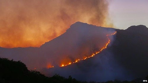 cape_town_south_africa_wildfire_2015