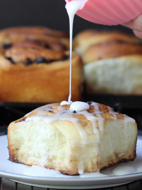 Cookistry: Cherry Swirl Overnight Sweet Rolls #TwelveLoaves