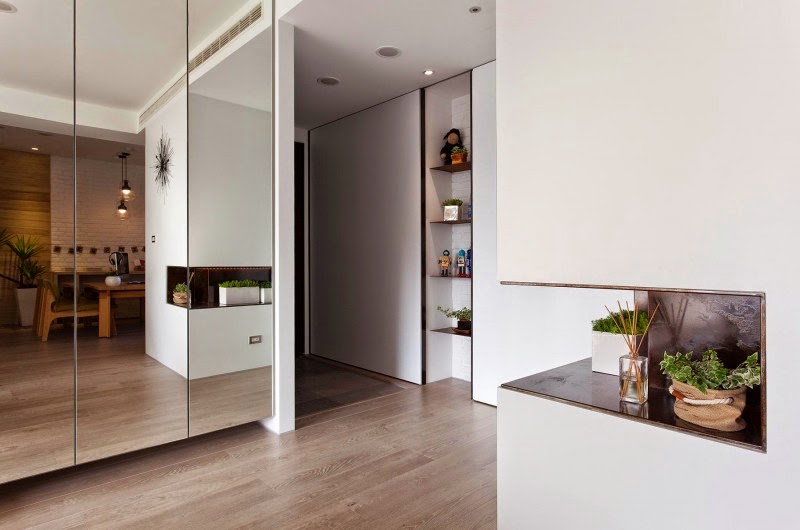 Minimalist Decor and Warm