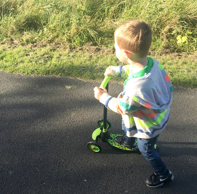 Yvolution Y Glider Refresh Deluxe Child Scooter Review 