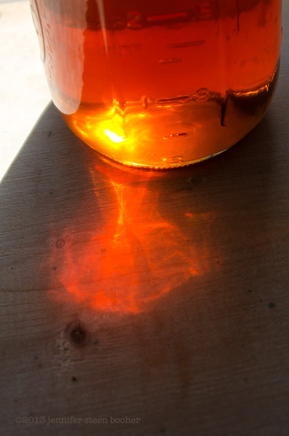 shadow light amber