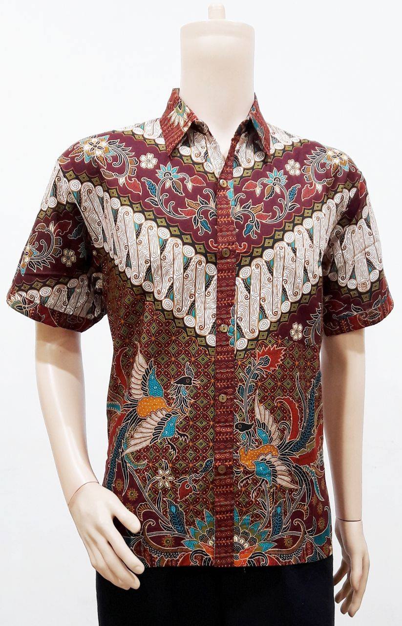 Model Baju  Batik Pria  Lengan  Pendek  Motif Parang Batik 