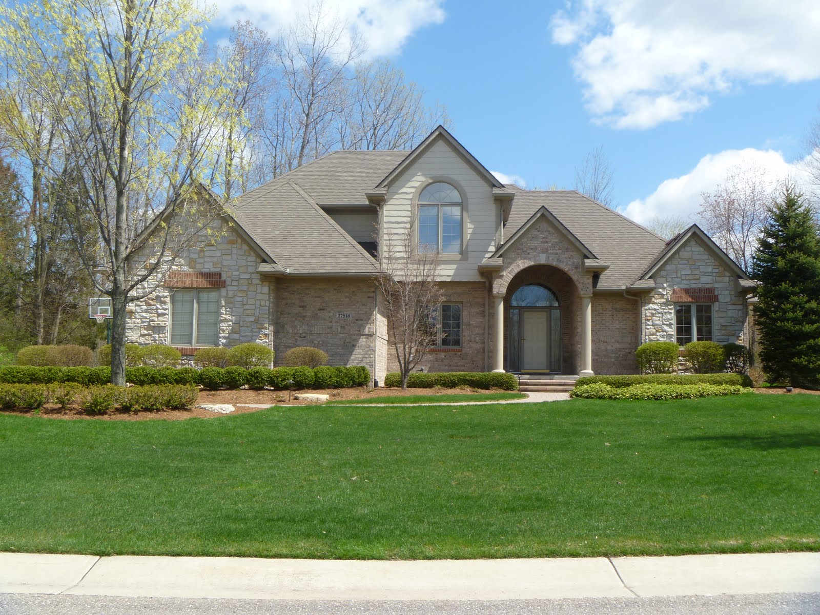 Homes for Sale in Farmington Hills MI Blog Subdivision Oak Hill