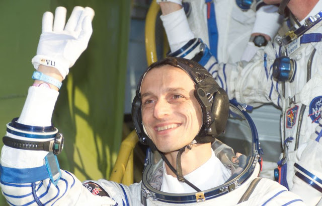 El astronauta español Pedro Duque y la incompatibilidad del turismo espacial