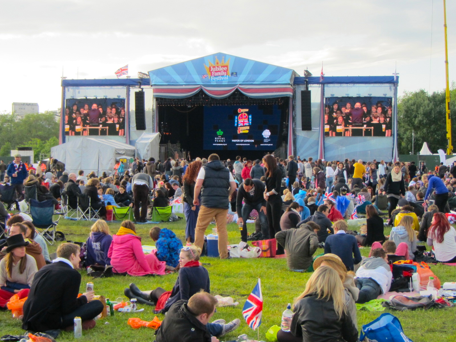 A Tale of Two Cities: Diamond Jubilee Concert 