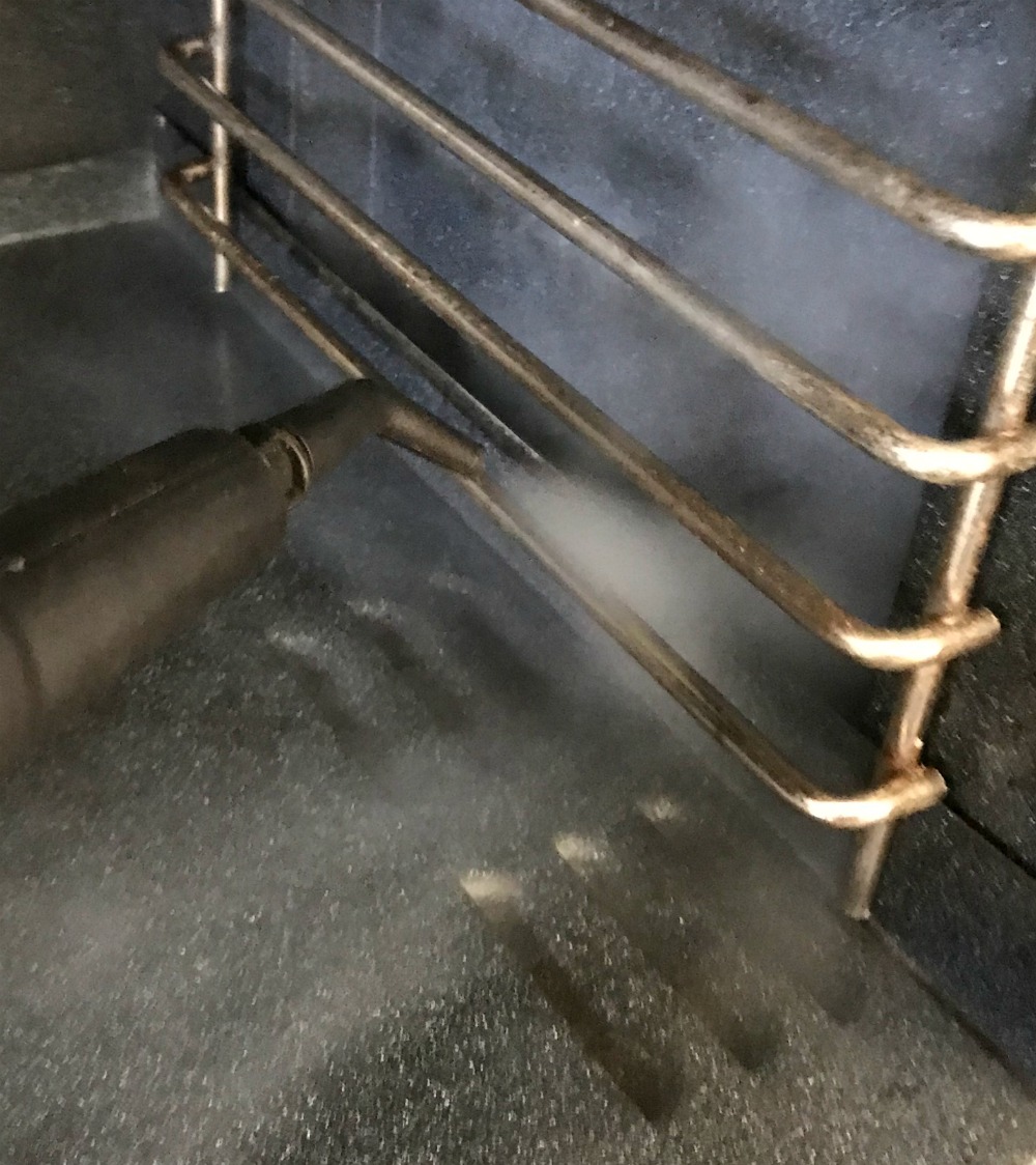 Clean Your Gas Range and Oven Without Chemicals