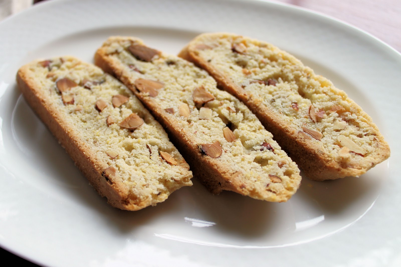 Cantucci di Prato (double baked almond cookies) - EnriLemoine