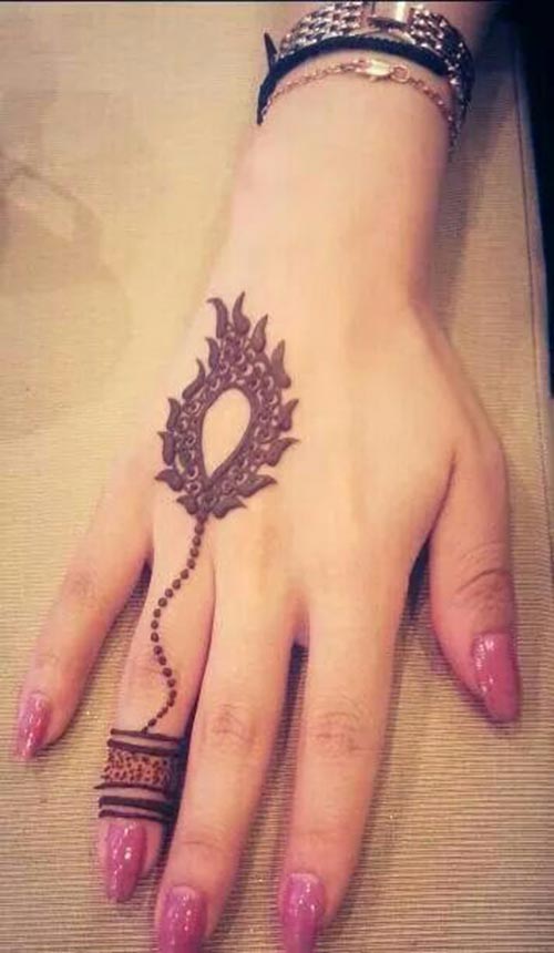 Vector henna mehndi feather logo. traditional tattoo studio emblem. indian,  oriental style logotype. asian ethnic design | CanStock