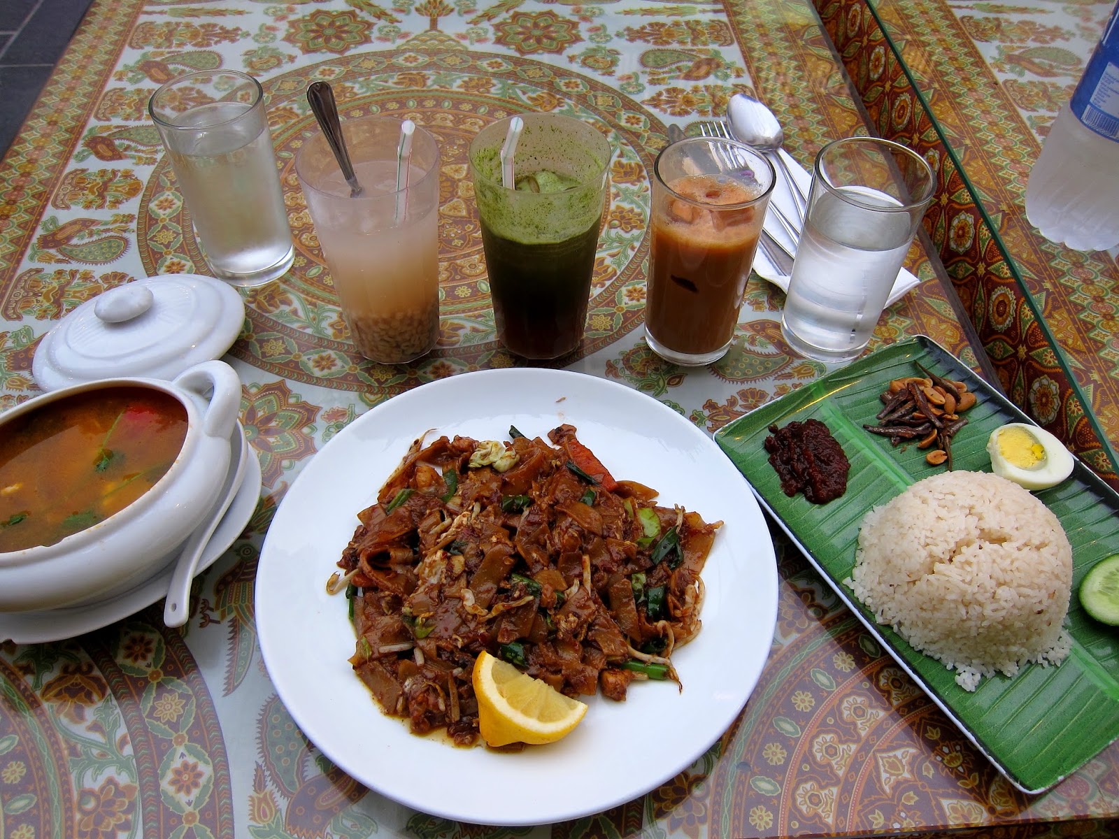 candidanimal What I ate in Qatar