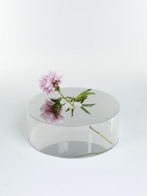 mirrored vase by giorgio zanellato