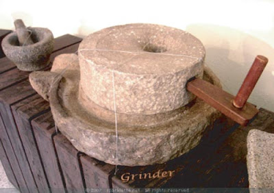 Okinawan kobudo weapons Tonfa were originally handles to stone rice grinders