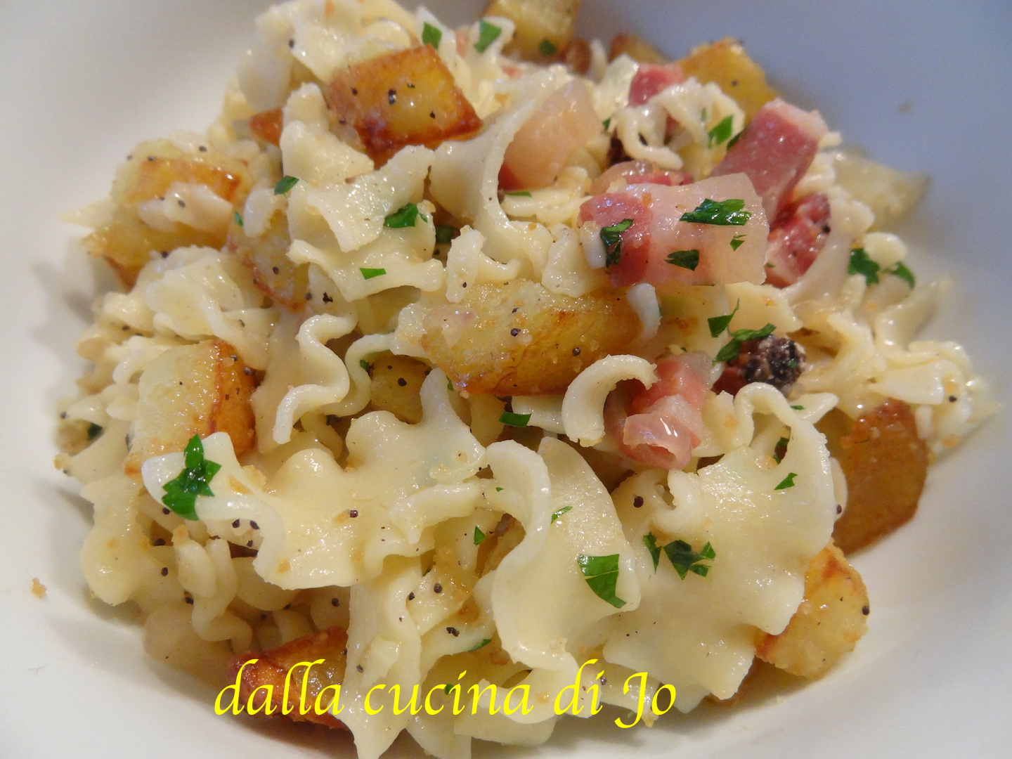 ''dalla cucina di Jo'': Pasta rustica con patate e pancetta