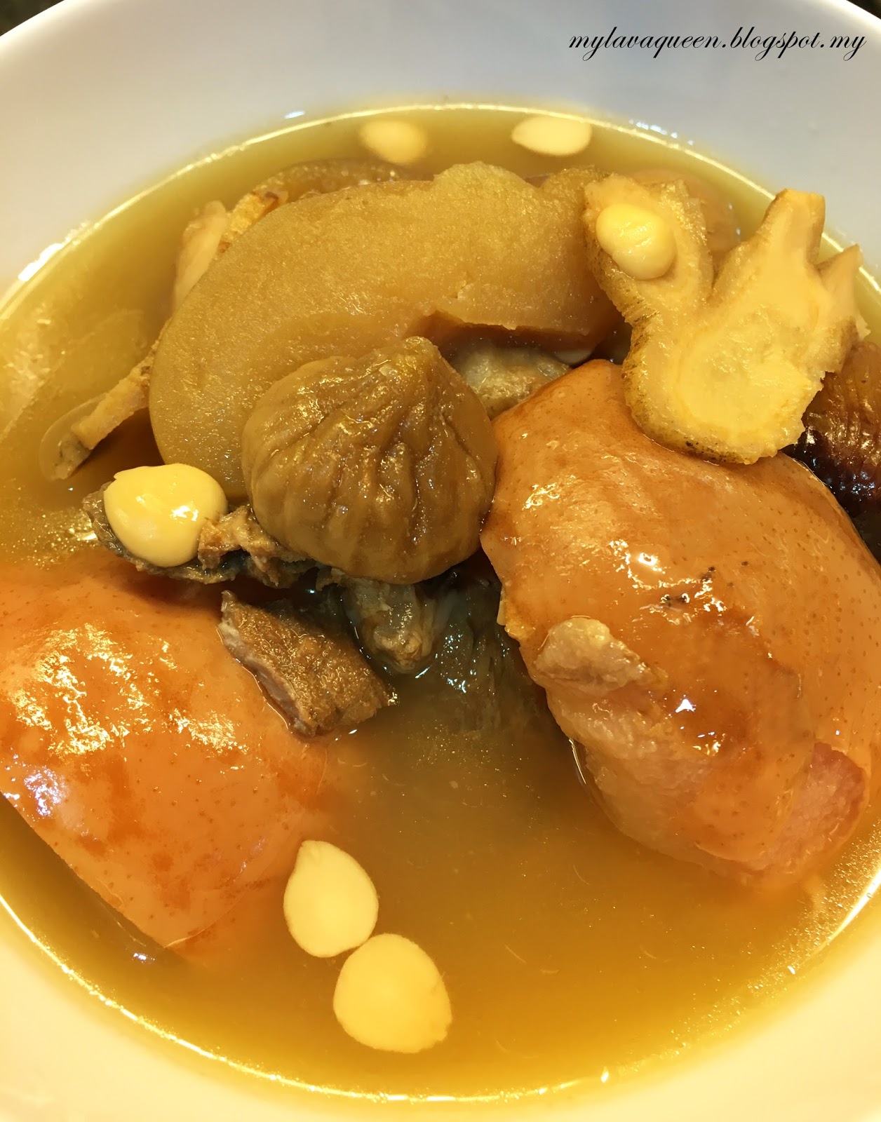 AMERICAN GINSENG SOUP WITH APPLE AND SNOW PEAR Lava Queen
