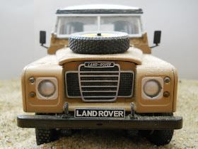 Revell metal kit Land Rover 109