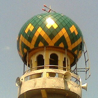 Kubah Induk Masjid Rangkah Surabaya, dikerjakan CV. Micro 2000 Kubah Masjid bahan panel enamel