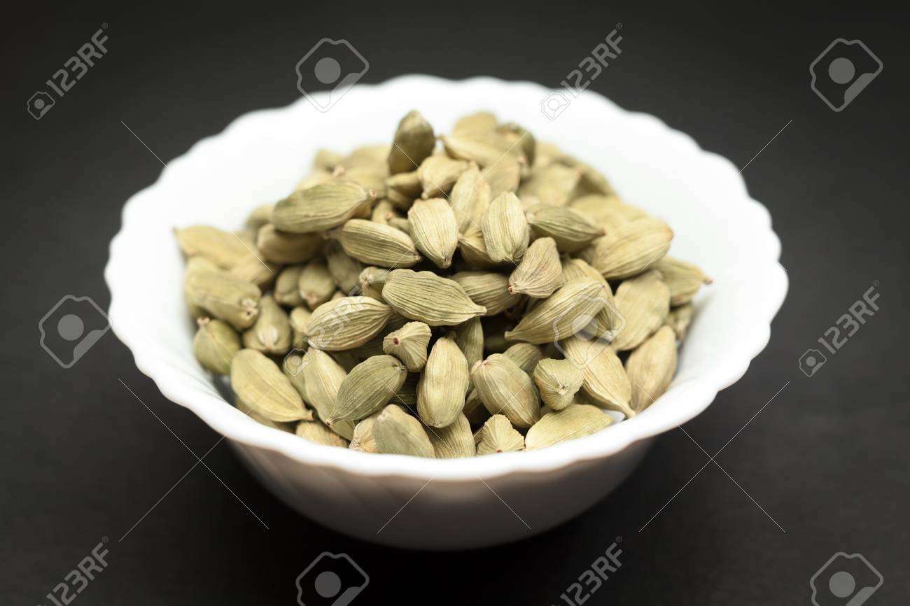 Elaichi (Cardamom) For Dry Cough, Sore Throat & Congestion Tips and