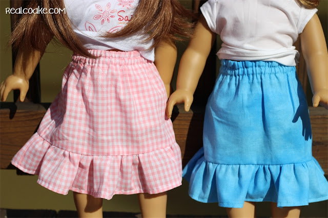 #AmericanGirlDoll clothes pattern to make a maxi skirt for your doll. #Sewing #Pattern #RealCoake #AmericanGirlDoll clothes pattern to make a maxi skirt for your doll. #Sewing #Pattern #RealCoake