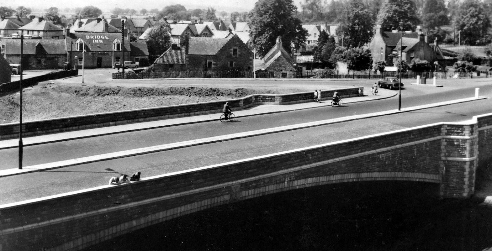 Tour Scotland Old Photograph New Bridge Bridge Of Allan Scotland