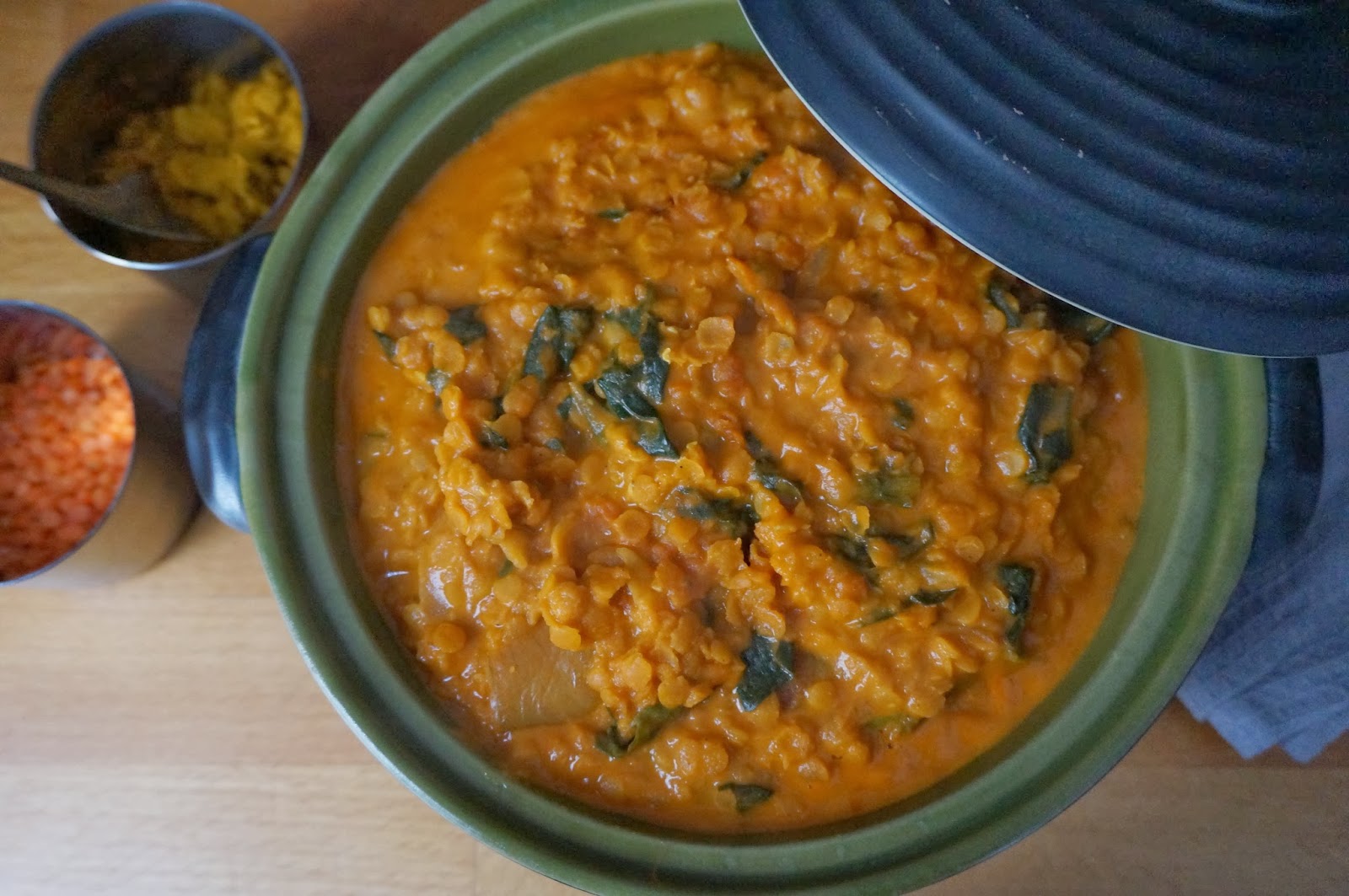 Dahl De Lentilles Corail Lait De Coco épinard citronmyrtille.blogspot.com
