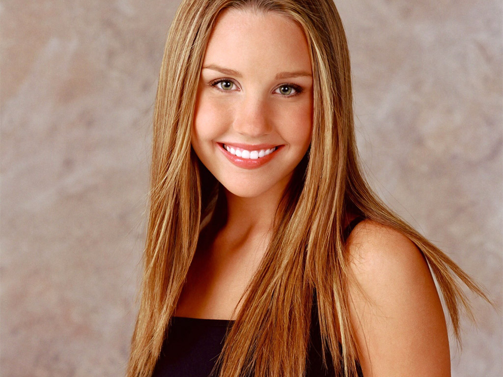 Pictures Of Amanda Bynes 96