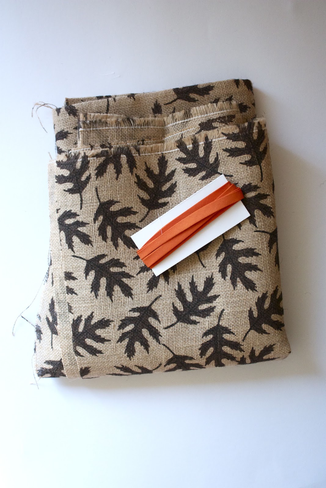 Zaaberry Burlap Placemat Tutorial