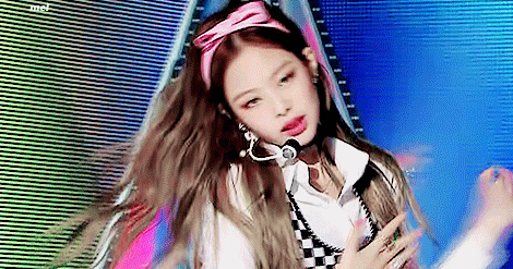 Black Pink's Jennie gives off American Queenka vibes ~ pannatic