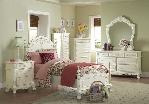 Детская кровать Wonderland - 340 долларов