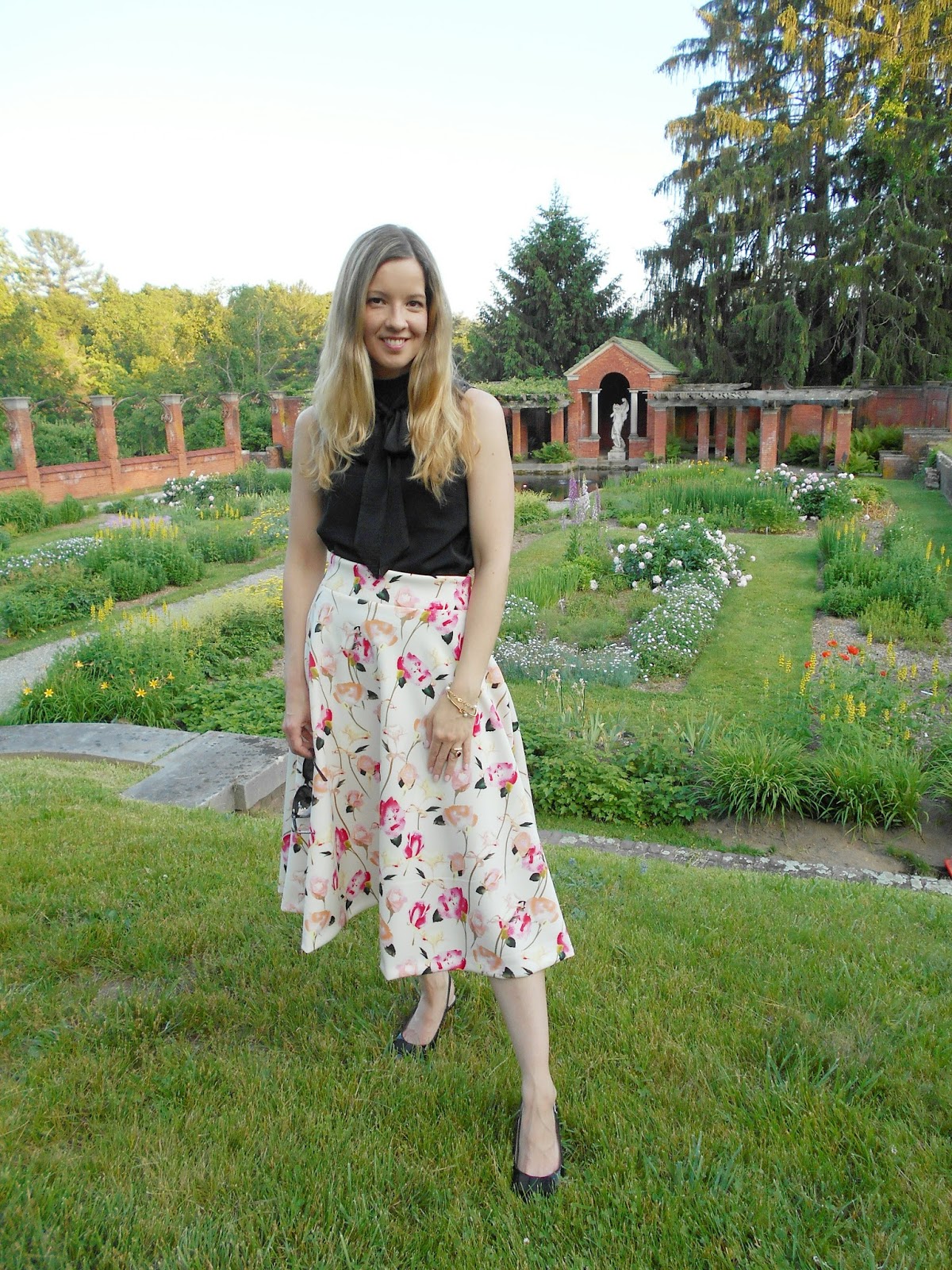 Champagne and Tweed: Garden of Roses