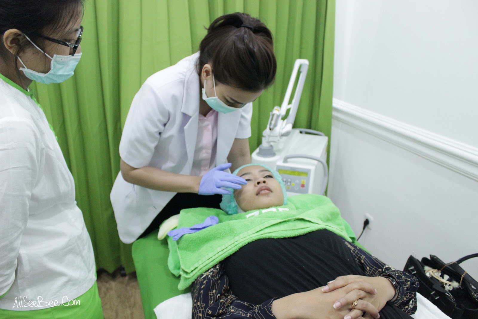 Review ZAP Photo Facial