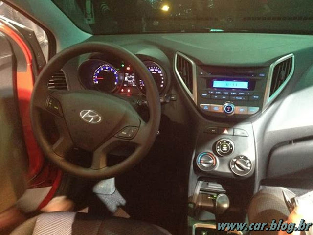 Hyundai HB 20 - interior