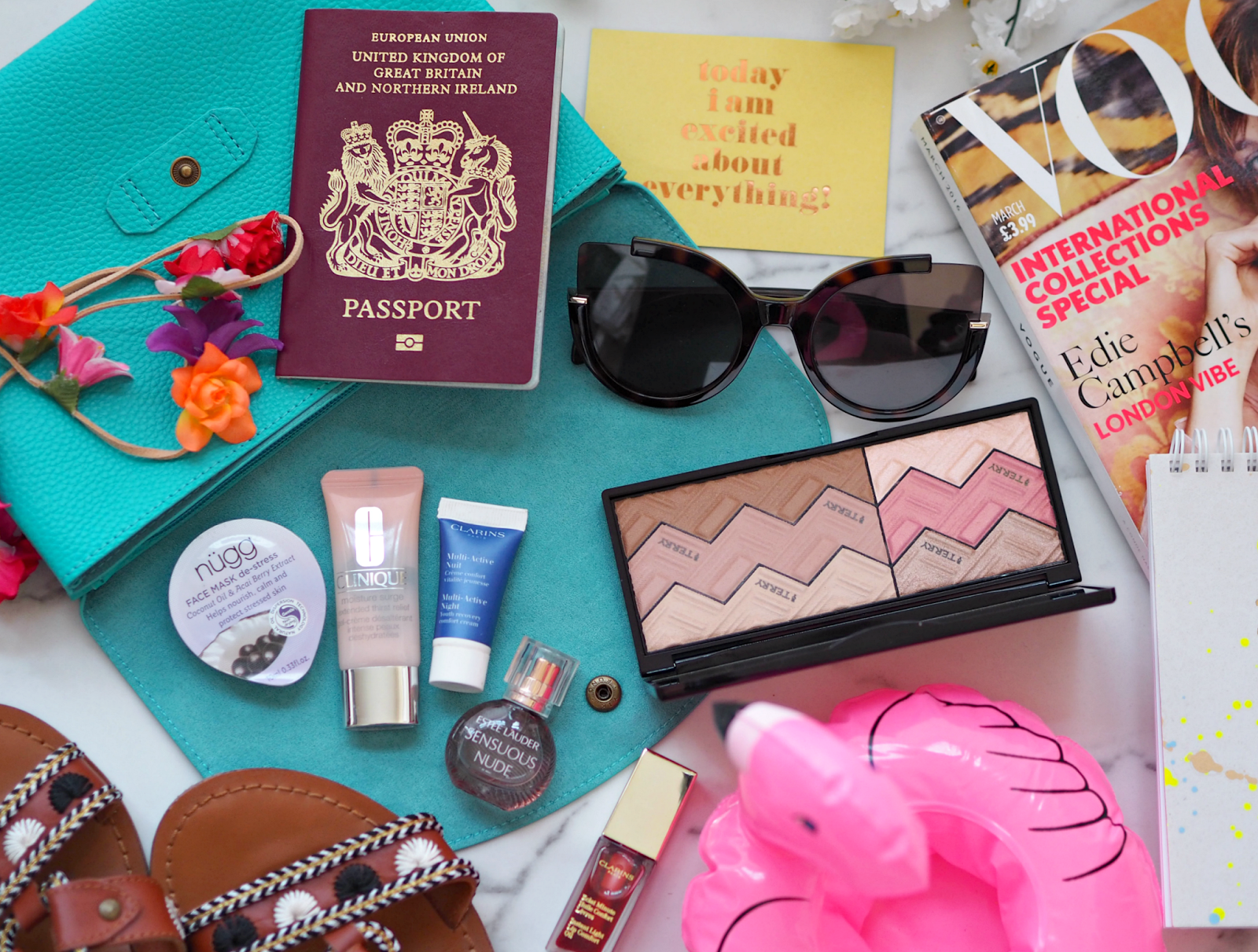 Make The Most Of Your Suitcase Space: 6 Tips For Reducing Your Beauty Luggage When Traveling
