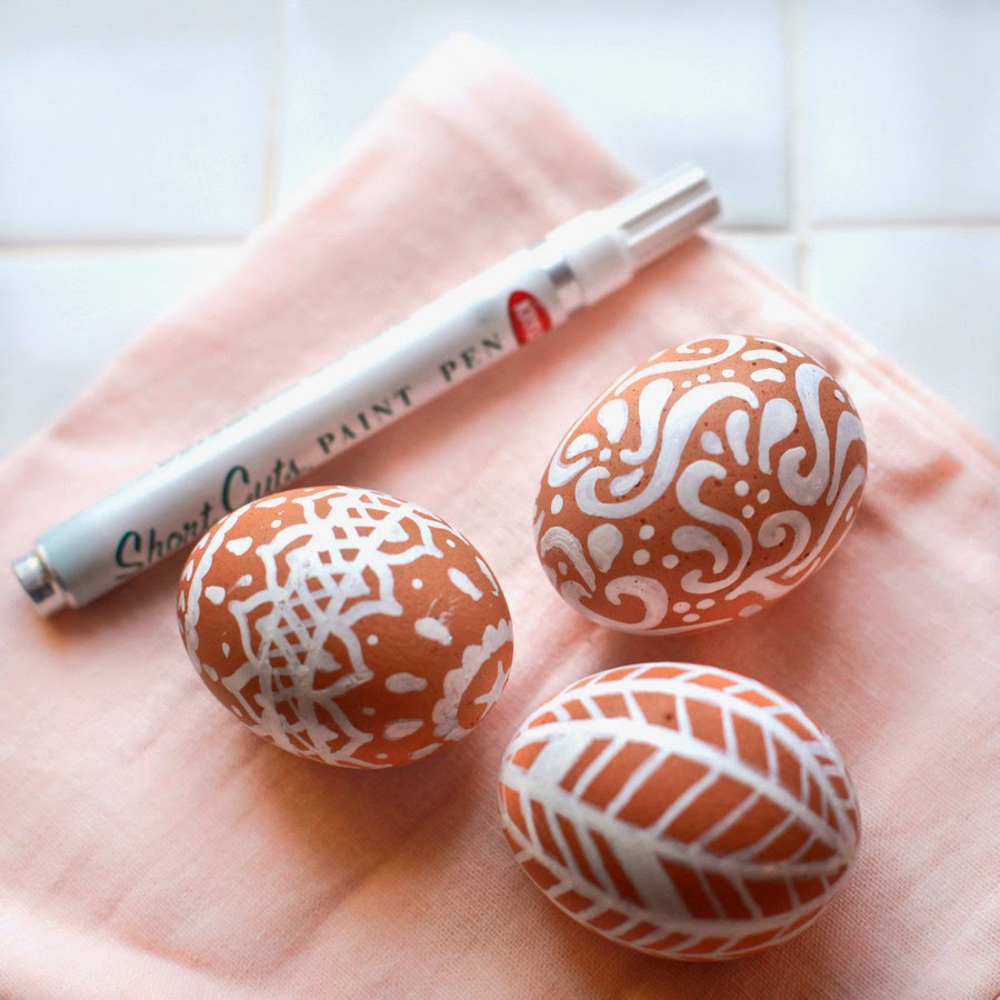 Яйца маркером. Украшение яиц маркером. Яйца разрисованные маркером. Украшения яиц фломастерами. Пасхальные яйца фломастерами.