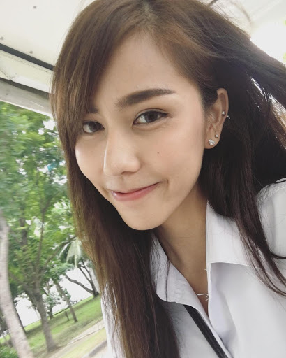 Apitsada Jarernsuk Apitsada Jarernsuk most beautiful Thai ladyboys instagram pictures