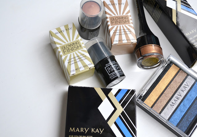 Mary Kay Rock the RUnway Eyeshadow Palette Review Makeup Look