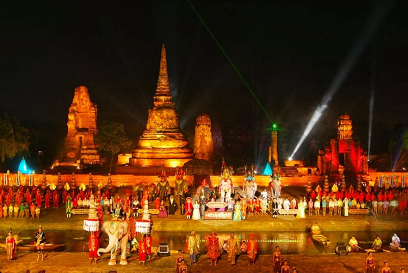 Joy in Thailand Ayutthaya World Heritage Fair e Red Cross Fair