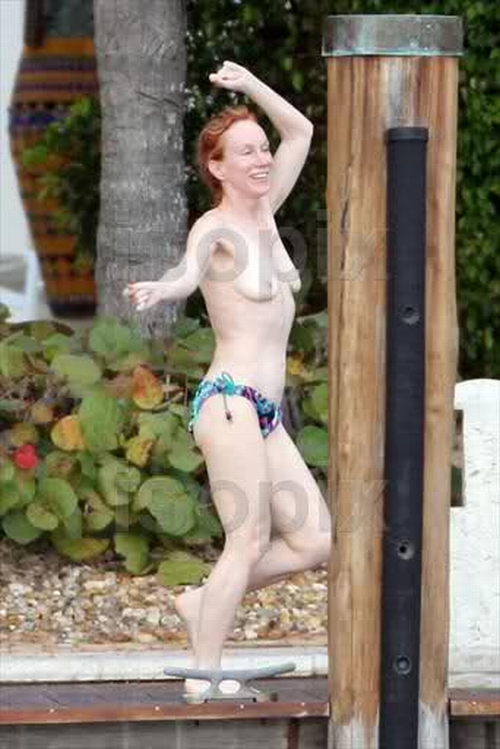 Kathy griffin naked pics