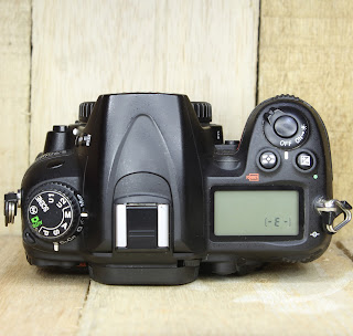 Kamera DSLR Nikon D7000 ( Body Only )
