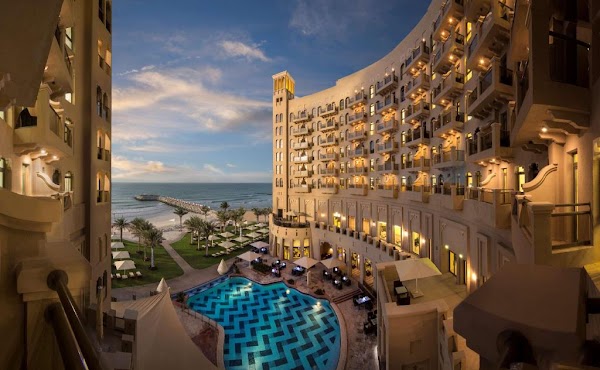 EMIRATO DI AJMAN: LA NUOVA META DI LUSSO EMIRATO DI AJMAN: LA NUOVA META DI LUSSO