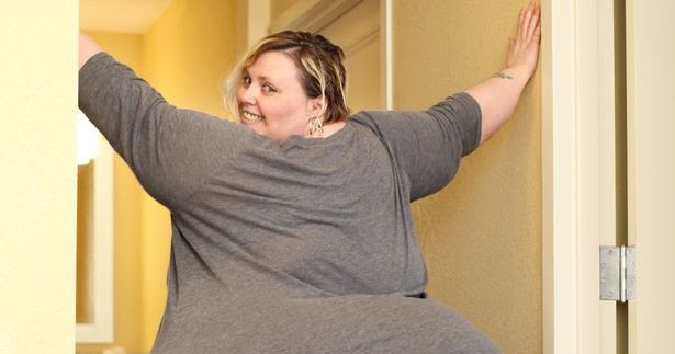 Meet the 35-stone woman with EIGHT FOOT hips whos making 