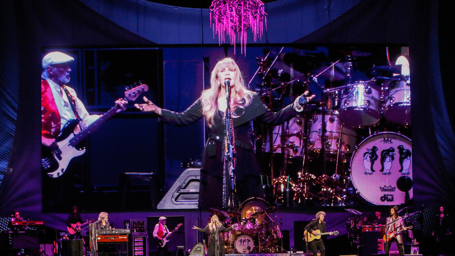 fleetwood mac oh well fargo