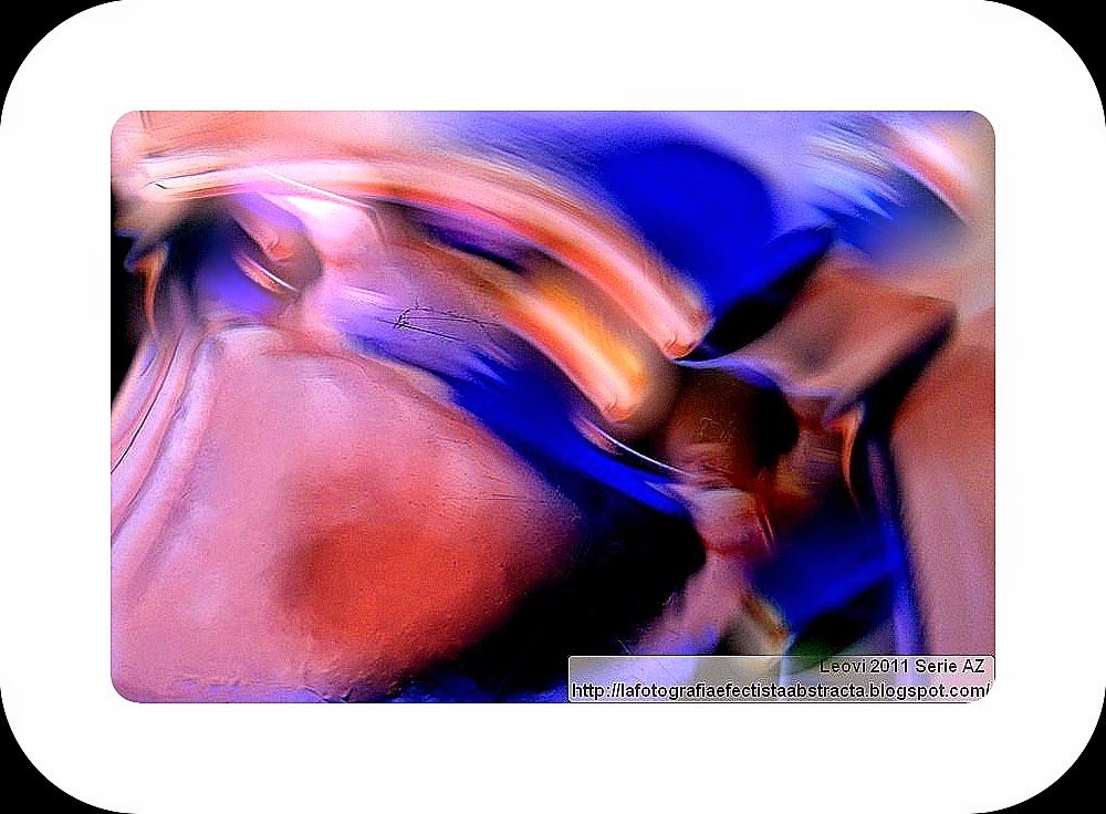 Foto Abstracta 3102 Besos de luna viajan en el viento - Kisses moon traveling in the wind Foto Abstracta 3102 Besos de luna viajan en el viento - Kisses moon traveling in the wind