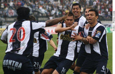 William Pacori: El sentimiento de ser Alianza Lima, el equipo mas grande del Perú.