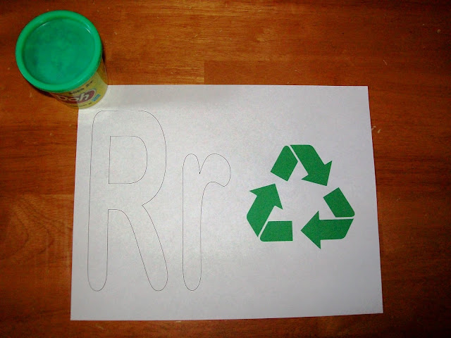 Reduce, Reuse, Recycle Play-Dough Mat