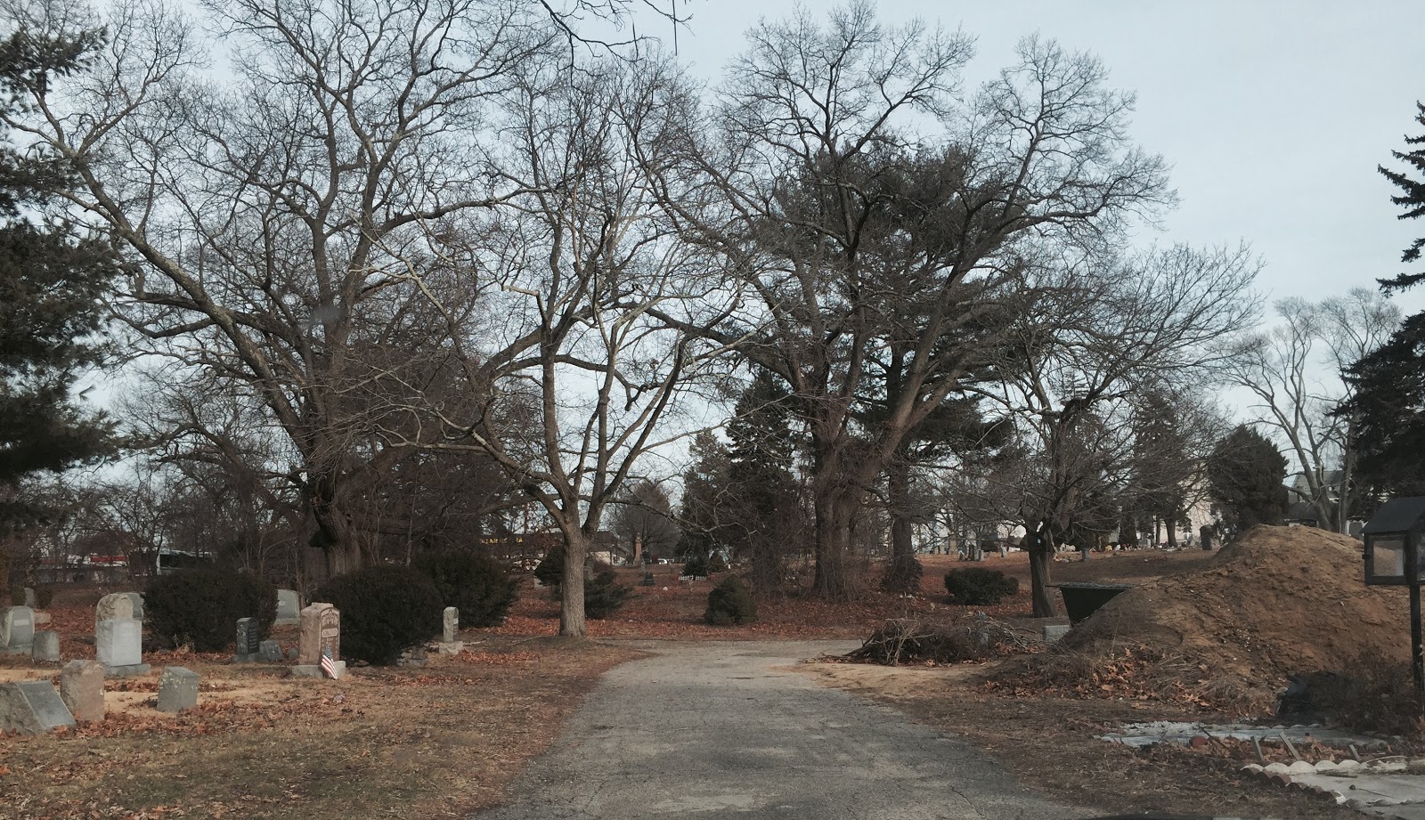 World in Ruin Roger Williams Park Mausoleum and Grave Hunting