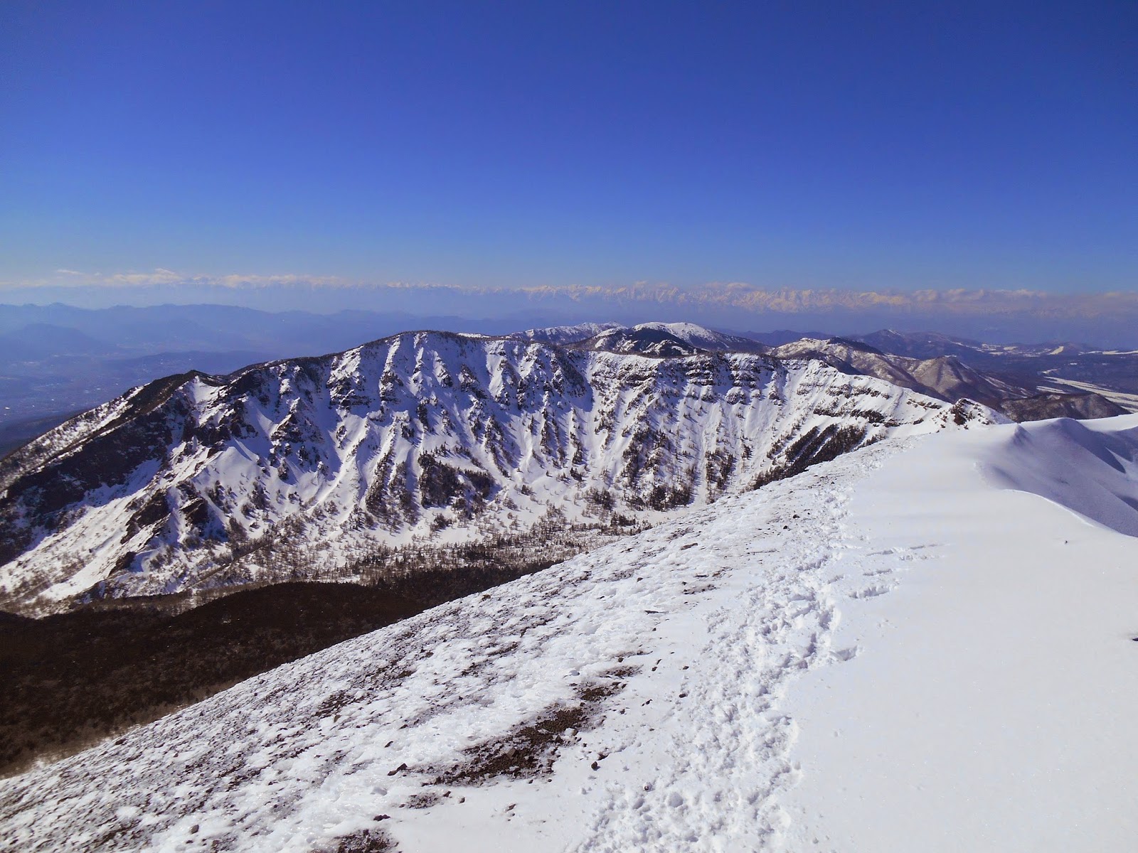 CLIMB JAPAN: Winter on Mt Asama (浅間山)