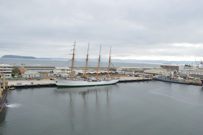 esmeralda_reinaugura_muelle_3_gr.jpg