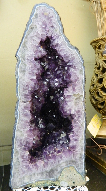purple geode via homeologymodernvintage.com