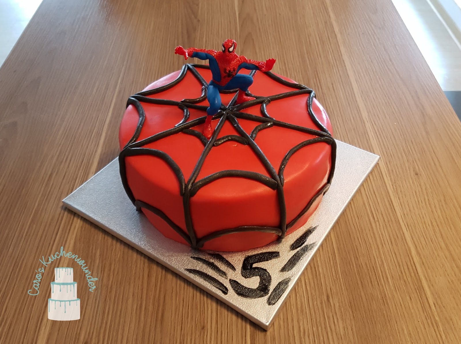 Spiderman-Torte | Caro`s Kuchenwunder