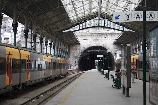 Estación de San Bento